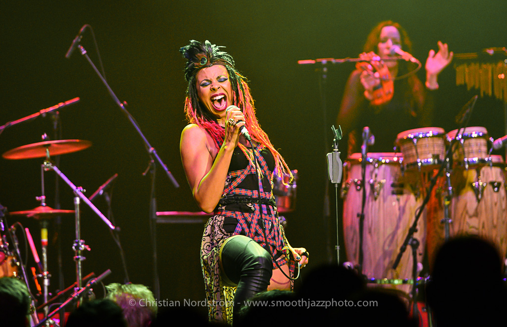 BrandNewHeaviesZurich 100