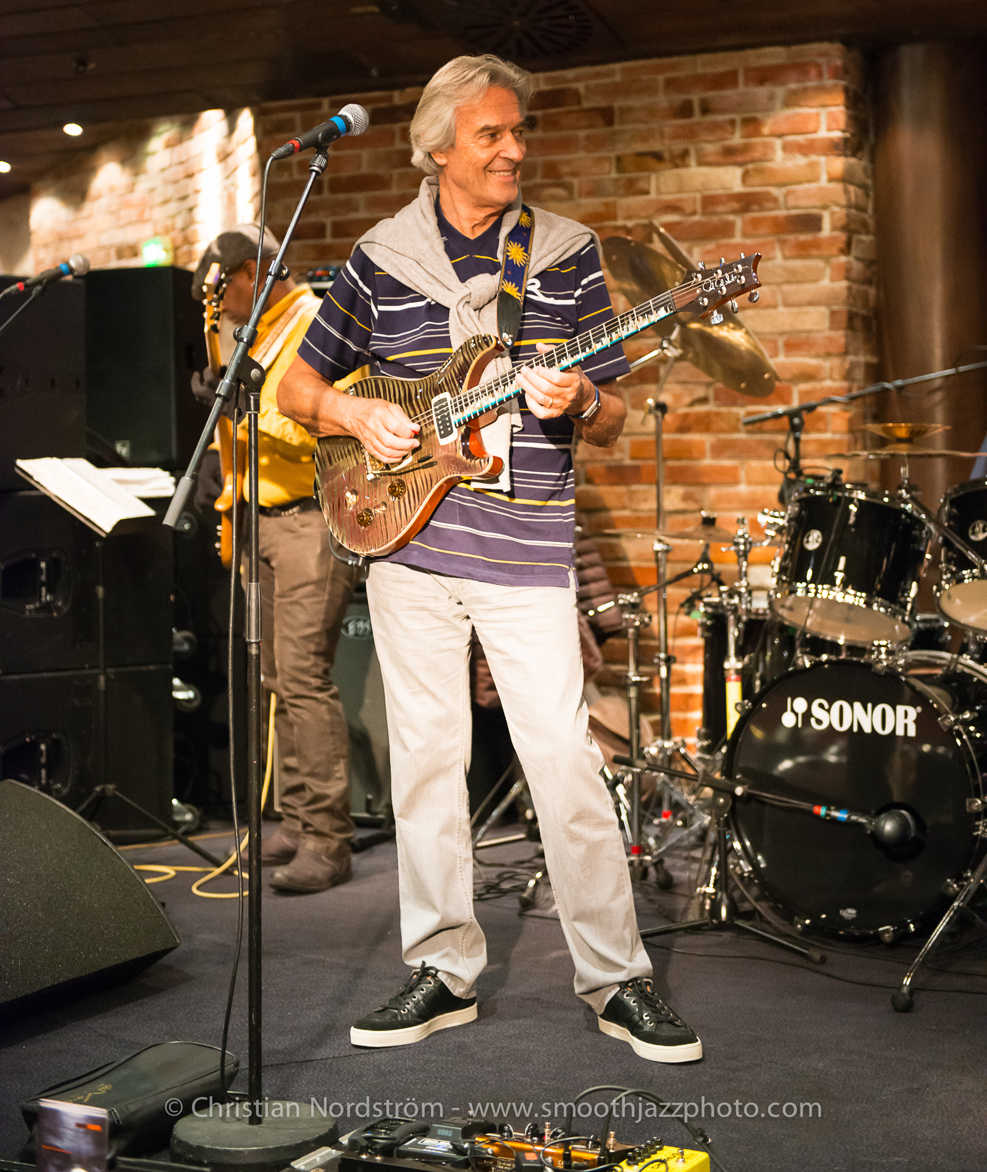 JohnMcLaughlinMunich 007