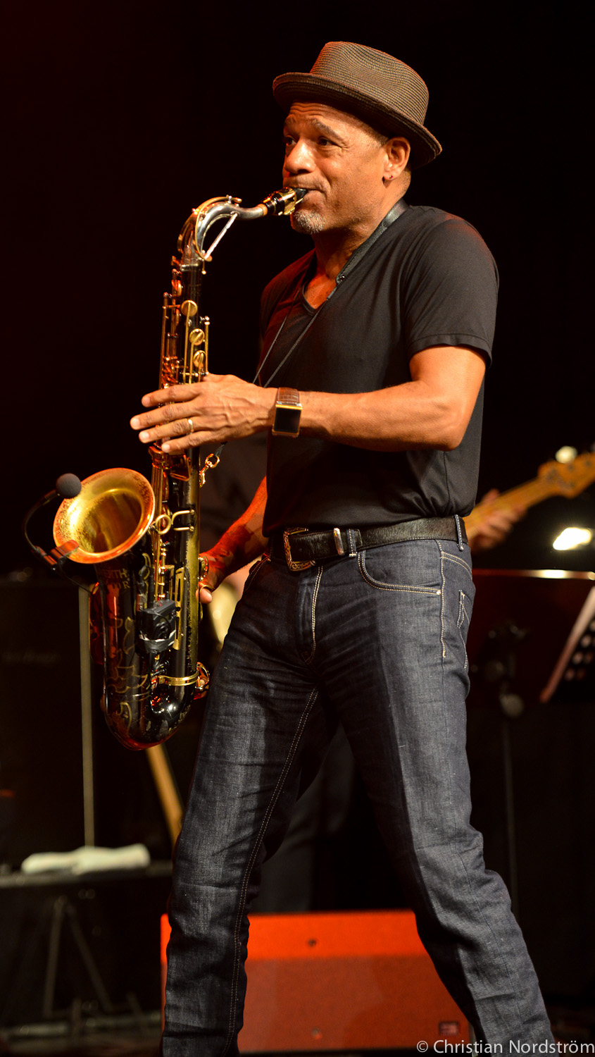 SJF2012 KirkWhalum 32