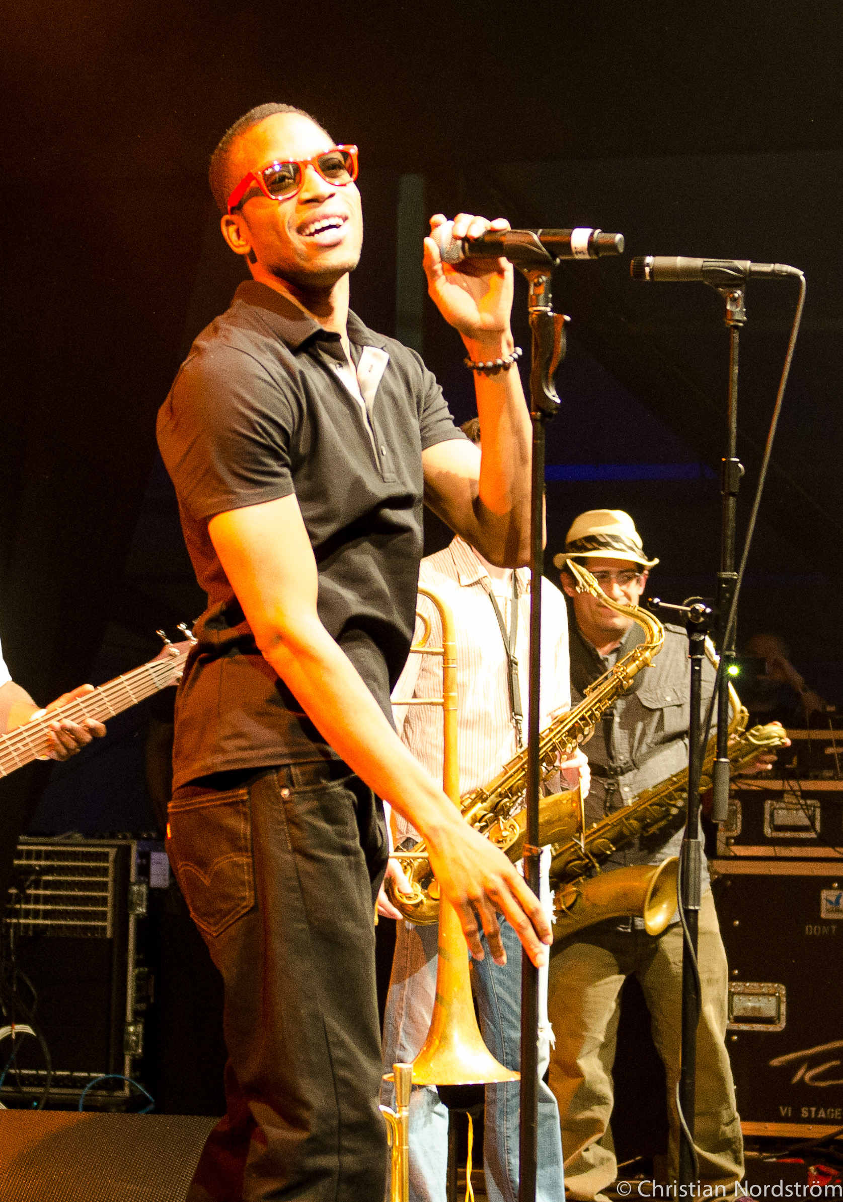 TromboneShortyBlueTone2012 22