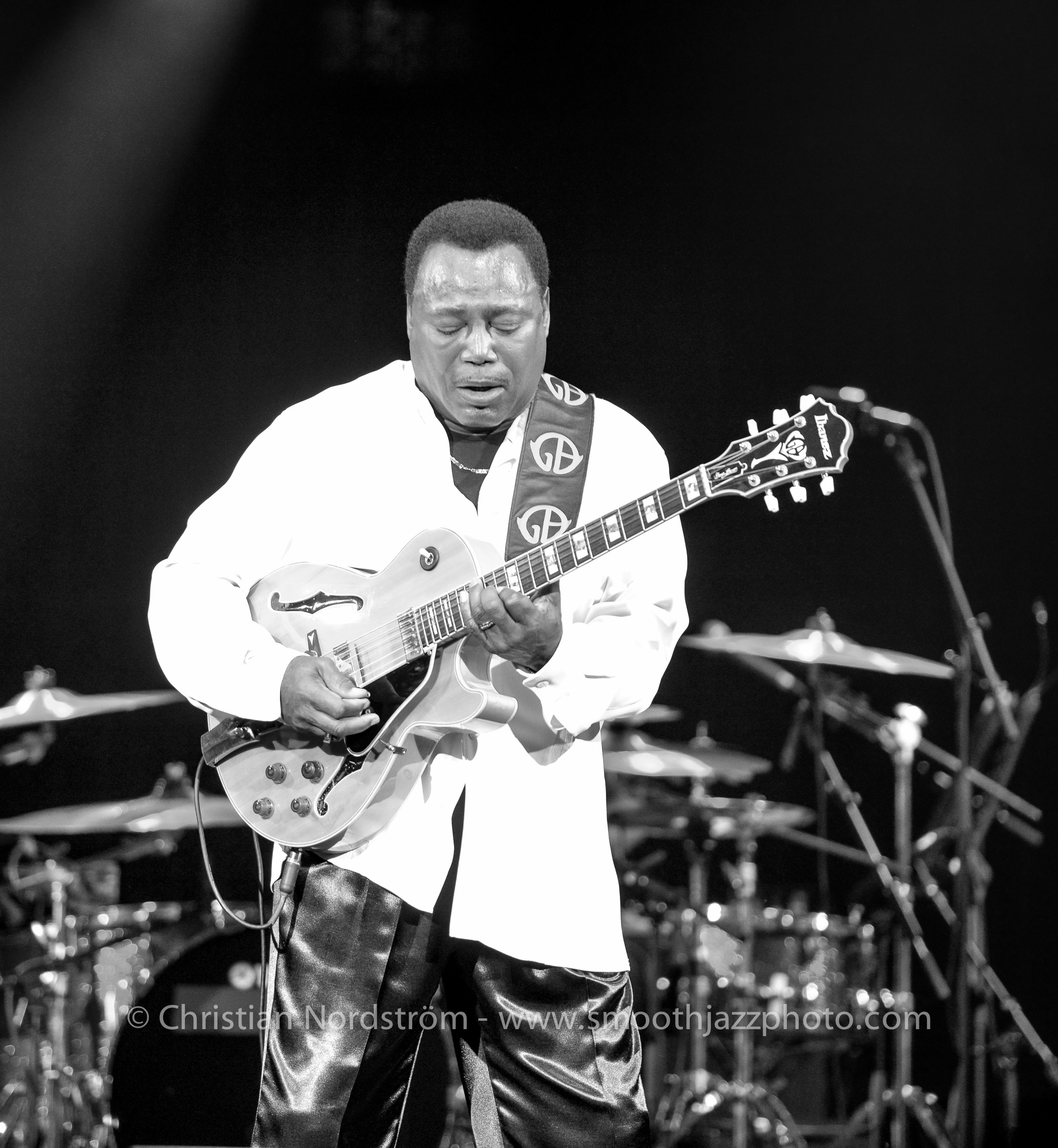 GeorgeBensonMunich2013 10