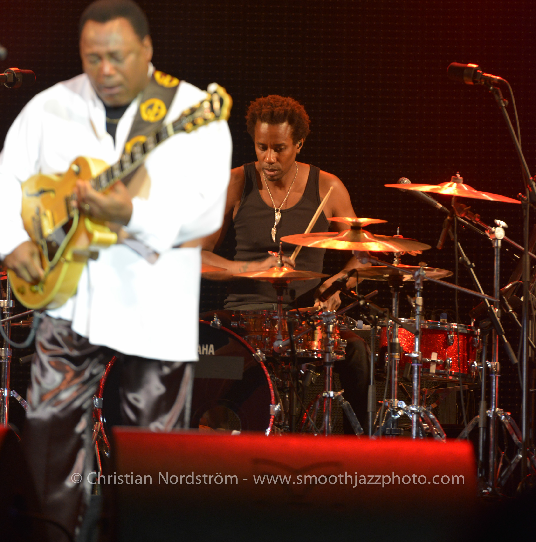 GeorgeBensonMunich2013 38