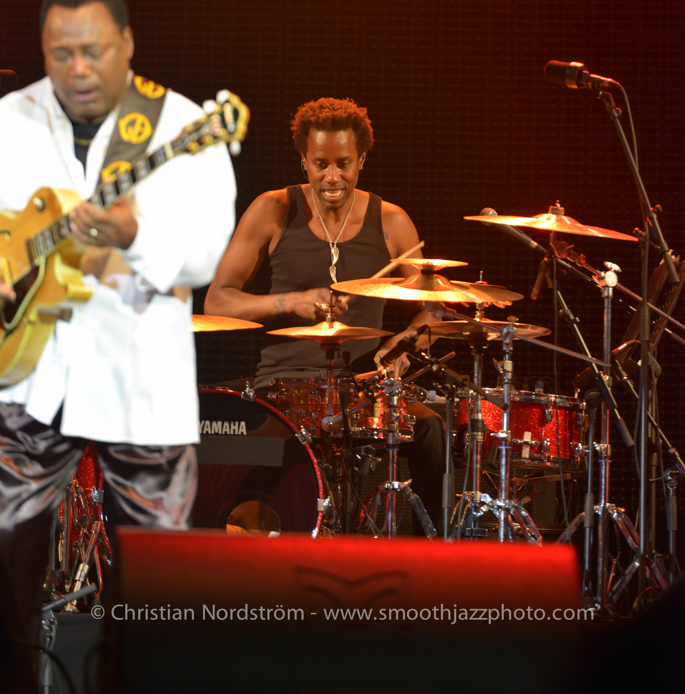 GeorgeBensonMunich2013 39