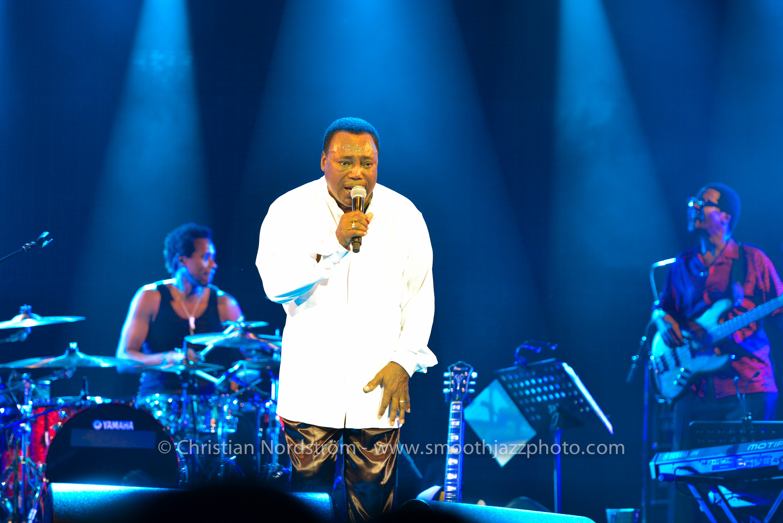 GeorgeBensonMunich2013 77