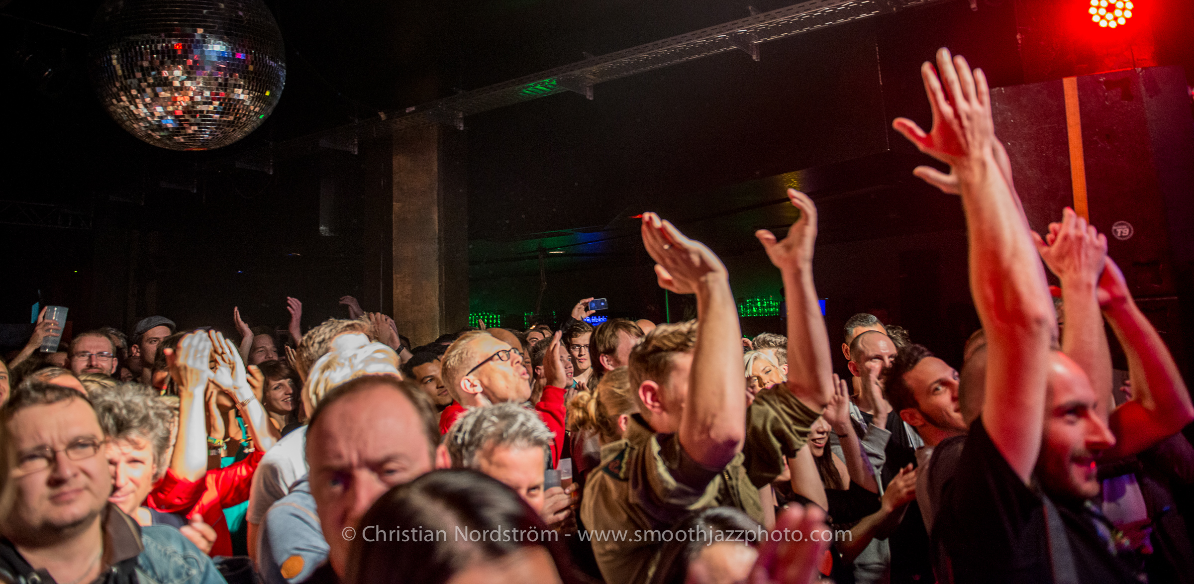 DirtyLoopsMunich 2014 019