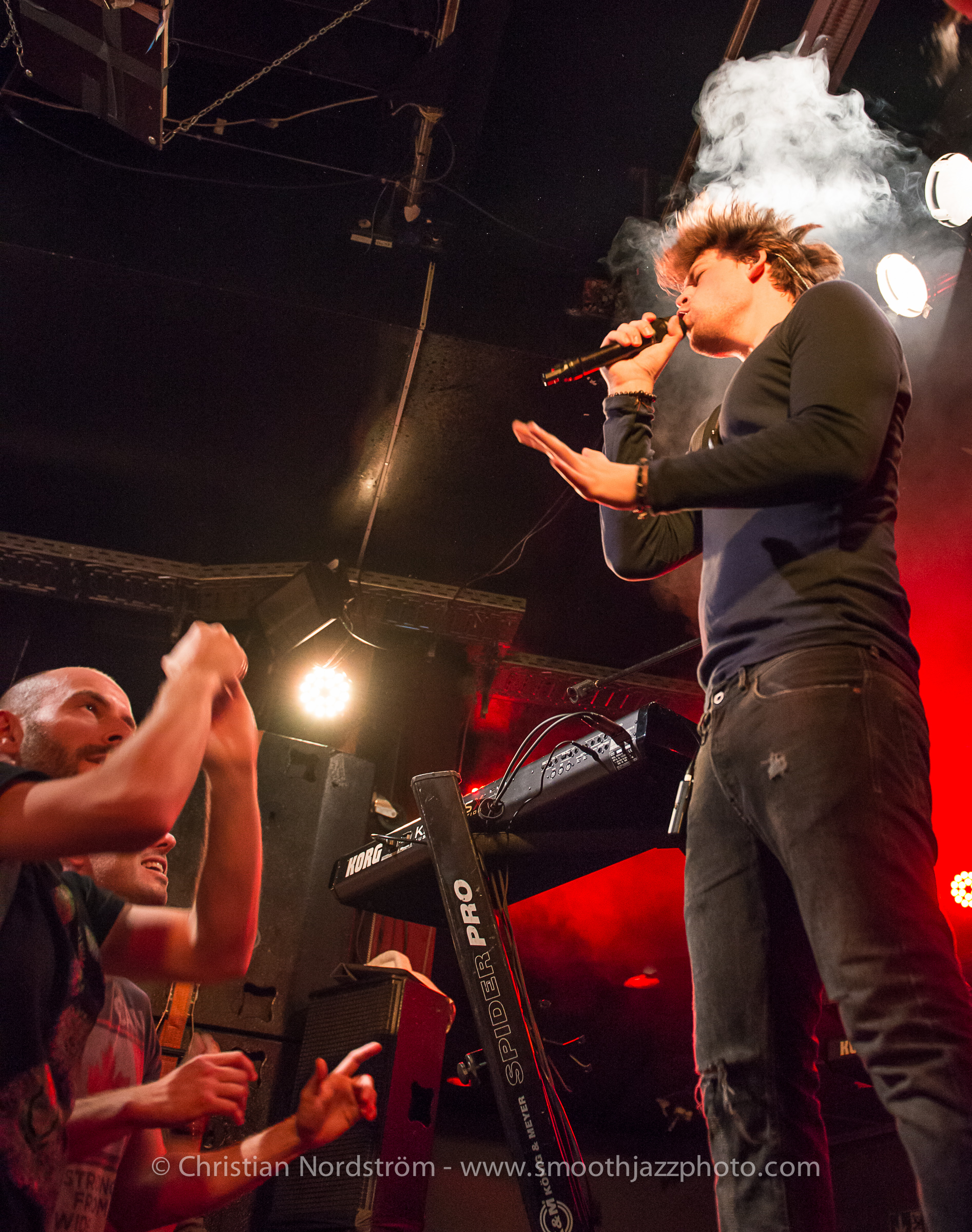 DirtyLoopsMunich 2014 061