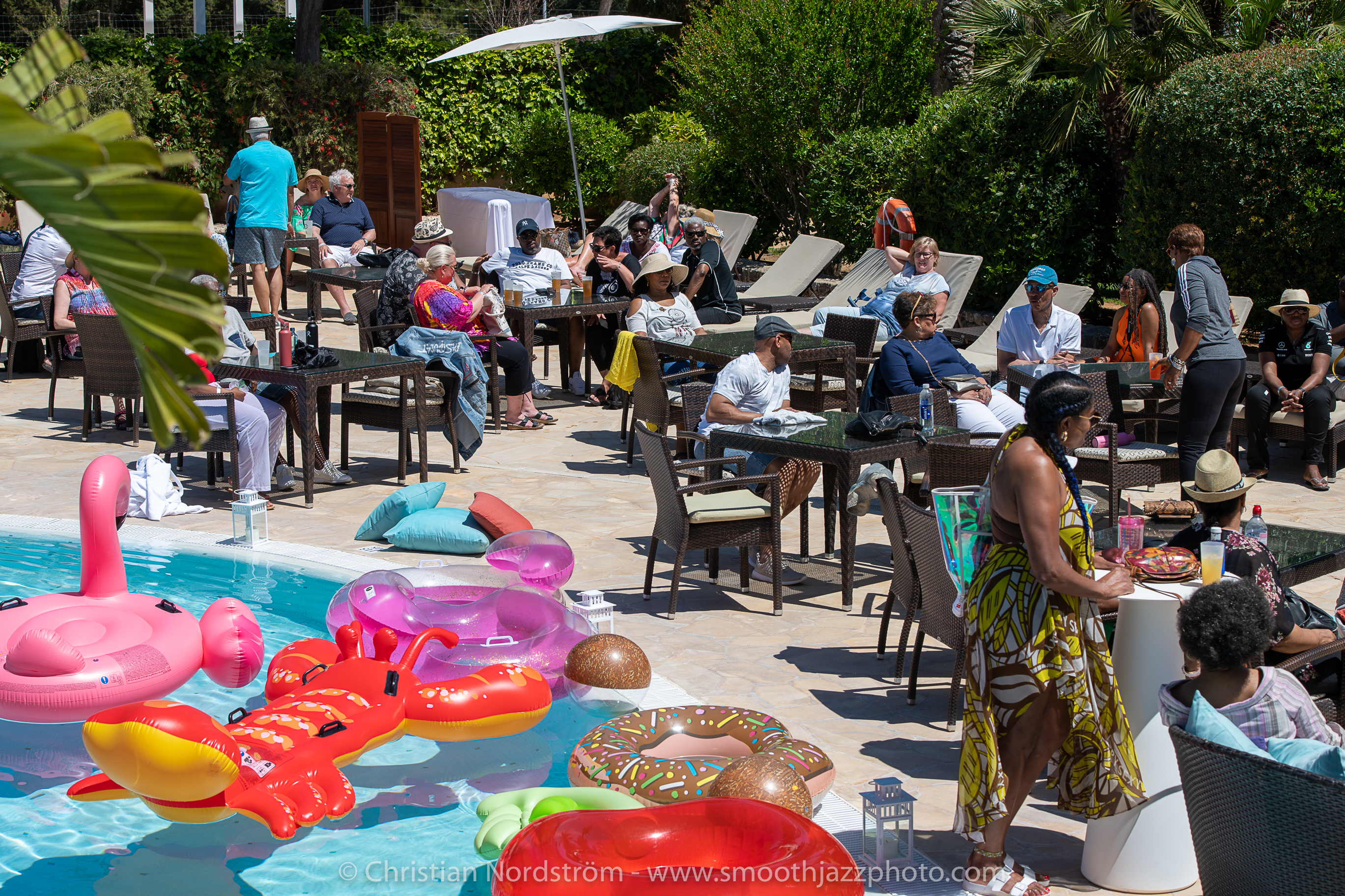 SJM2019 CoolbythePool1 001