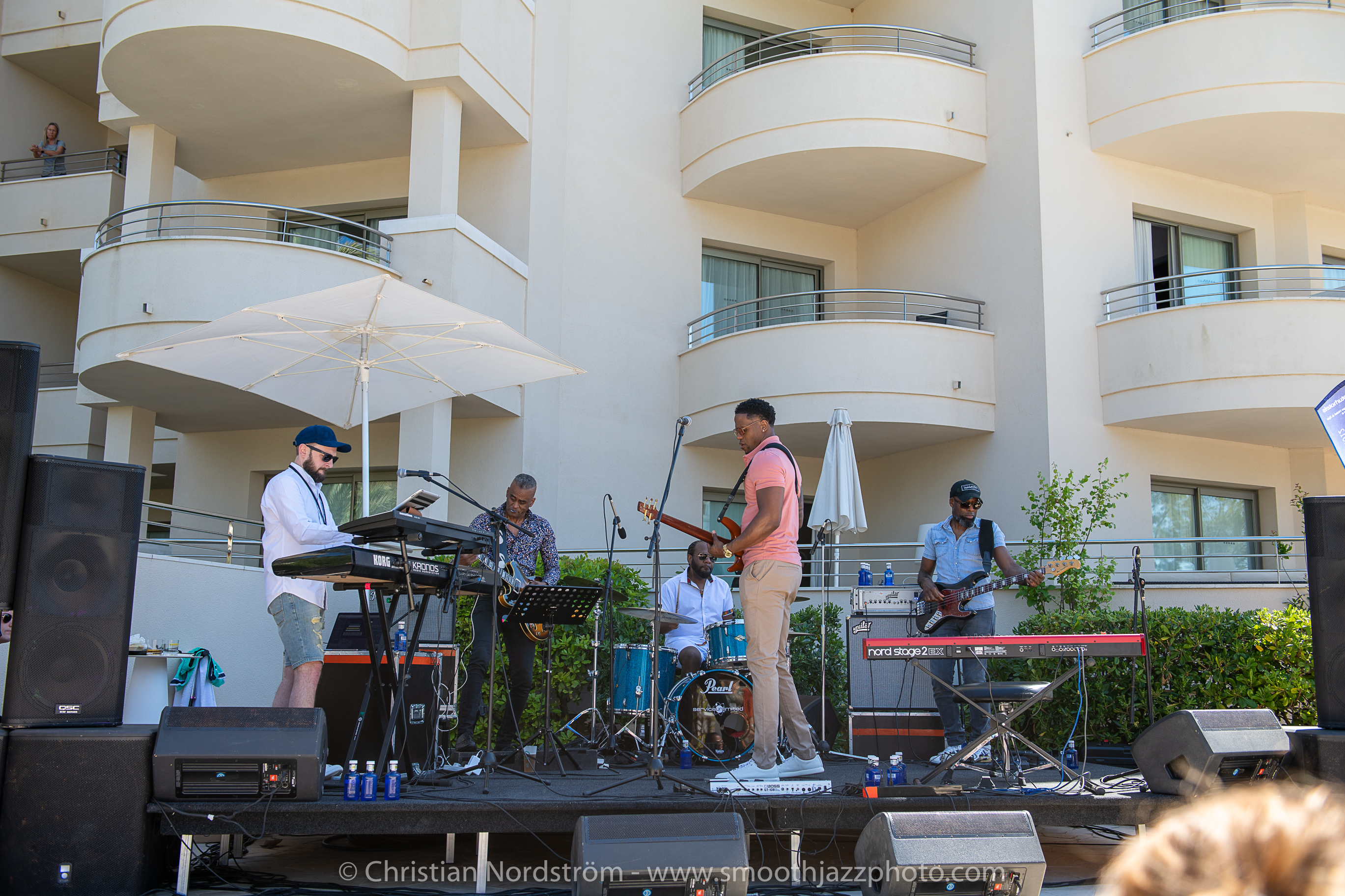 SJM2019 CoolbythePool1 025