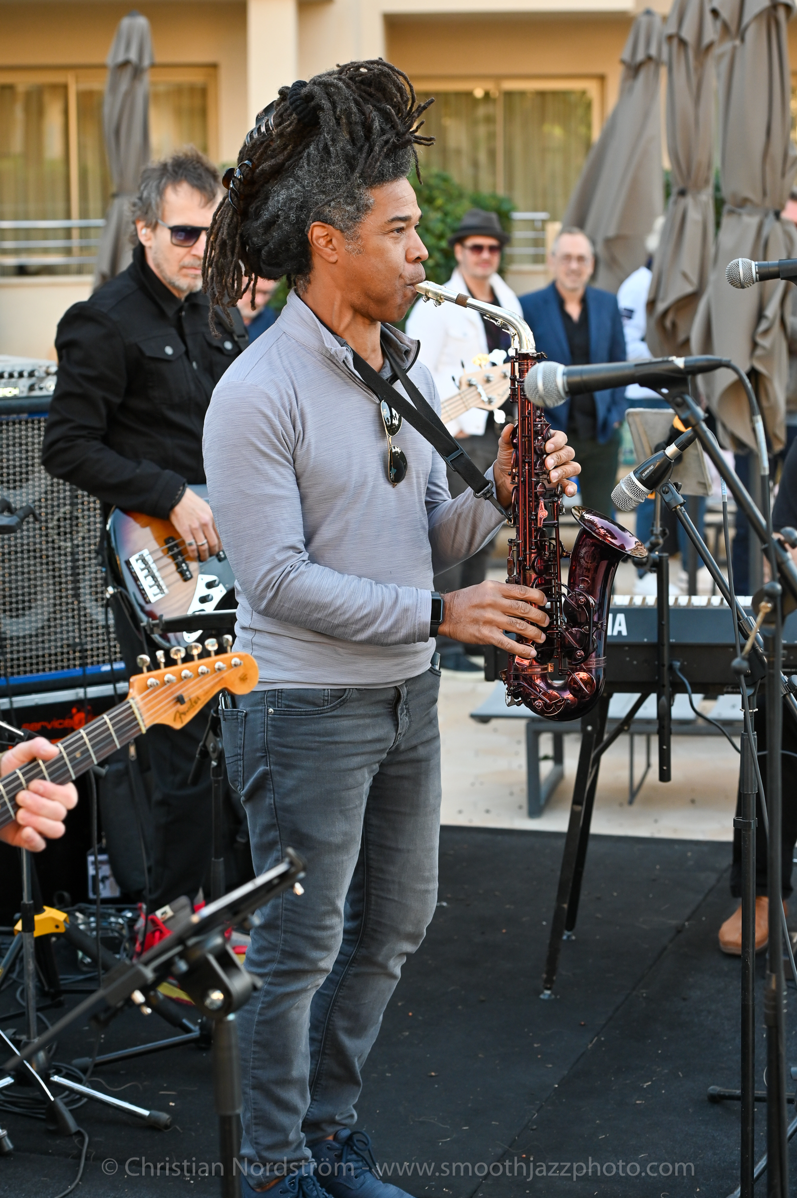 SJM2022 11 04 CoolbythePool 017