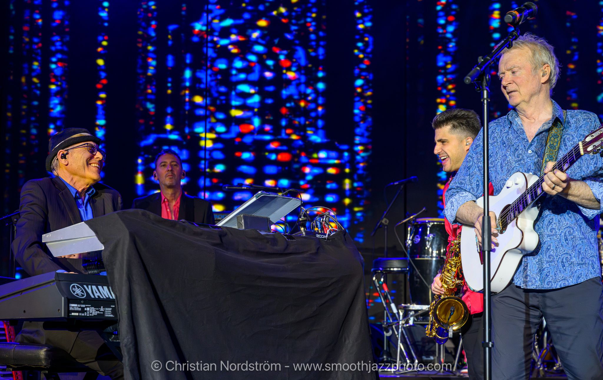 DK2025 WhiteIngalaKarukas 007